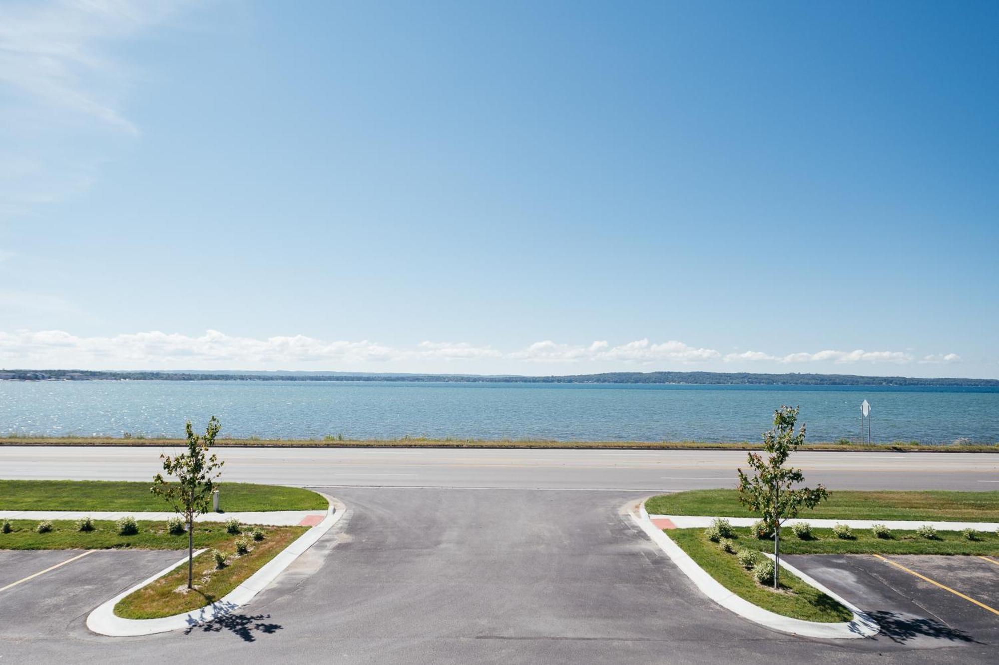 Kasa Gold Coast Inn Traverse City Exterior foto